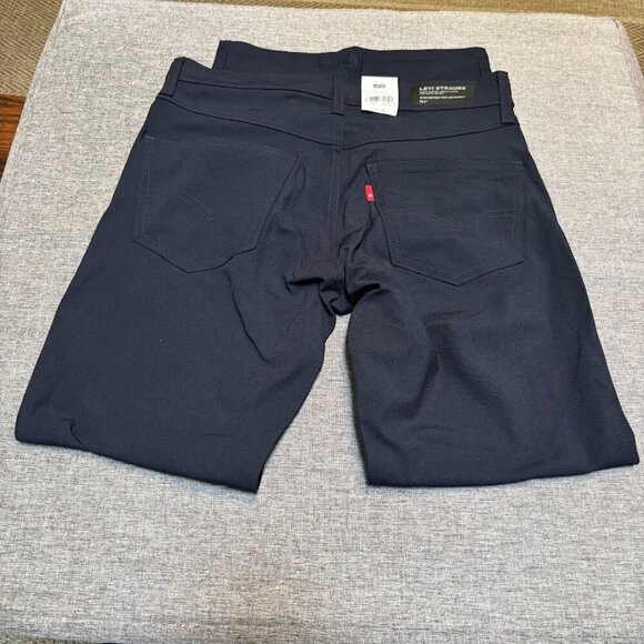 Levi's® Men's 511™ Slim Tech Five Pocket Pants 29x30 - Picture 3 of 10